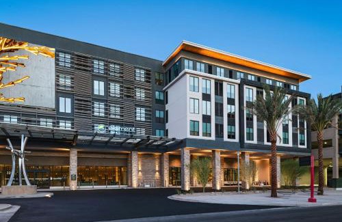 Las Vegas Hotel | Element Las Vegas Symphony Park