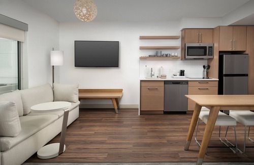 Five Oaks Hotel | Element Portland Beaverton