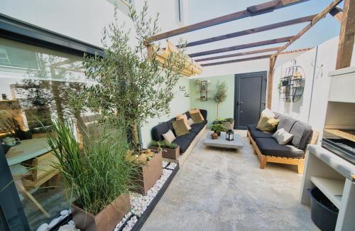 Vila Nova de Milfontes Apartment | Elements Milfontes - Japandi Designed House - City Center