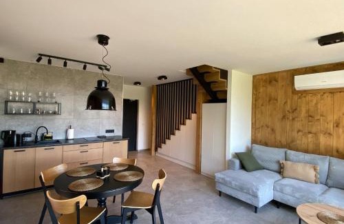 Bobrka House | elements - Solina