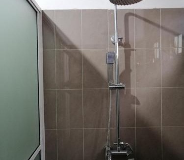 Pinnawala Hotel | Elepath Lodge- Pinnawala