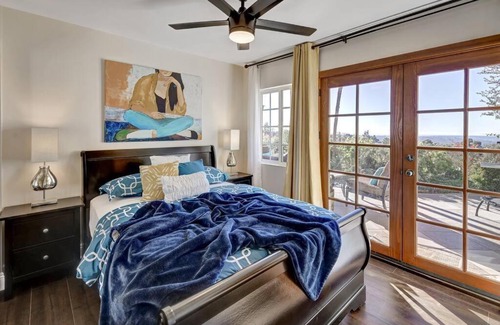 Vista House | Elevado Hills Family Getaway ~ Pool ~ Games ~ Pkg!