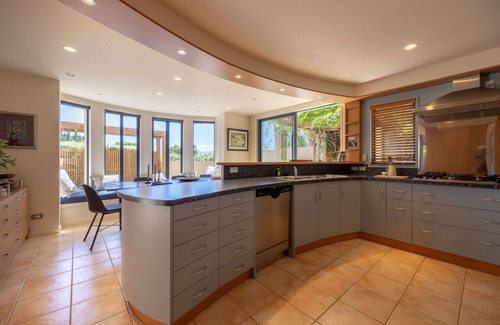 Wanaka House | Elevated Home in Wanaka