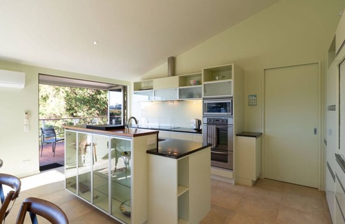 Kaiteriteri House | Elevated Views Little Kaiteriteri