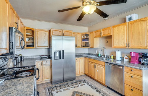 Elfrida House | Elfrida Home w/Yard & Fire Pit: 14 Mi to Wineries