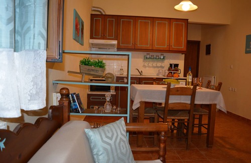 Vamos House | Elianthos Villa