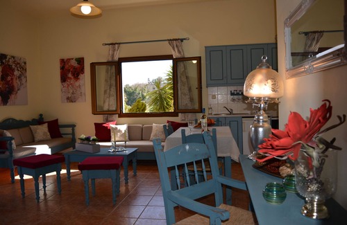 Vamos House | Elianthos Villa