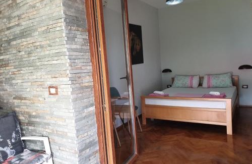 Tirana Apartment | Elisabet Tirana