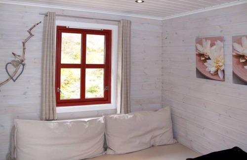 Tysnes House | Elistova by Interhome