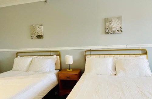 Whitehorse Hotel | Elite Hotel -Downtown Center- "Ski & Northern light Tour" "Hot Spring Tour "Long-term stay"