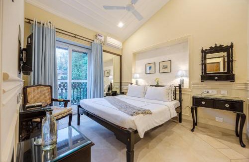 Candolim Villa | ELIVAAS 4 BHK Villa near Beach with Private Pool & Bar - Casa Boa Vida