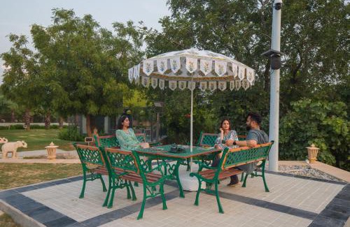 Gurugram Villa | Elivaas 5 BHK with Pool, Tents & Pond - Kaimalgarh Farmstay