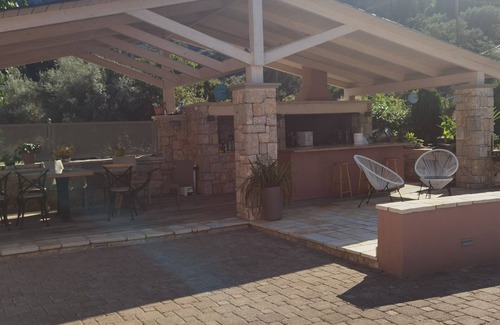 Katokhorion Apartment | Elixrison Villas/Apartments- Red Apartment