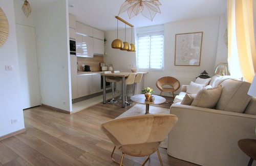 Serris Apartment | ELIZÉ4 Terrace apartment 4pers Disneyland Paris