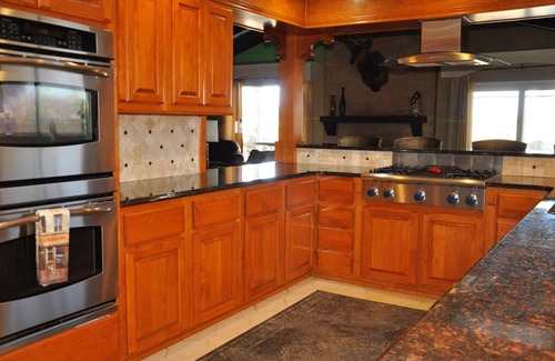 Bay Area House | ELK House in CC! 4 bedrooms 2 bath! Book now for Spring and Summer! Free Wi-Fi