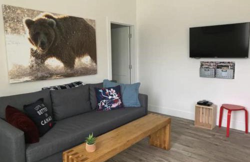 East Kootenay Apartment | Elk River Flats by StayIn
