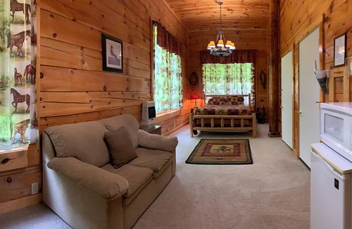 Valley Head Cabin | Elk Springs Resort