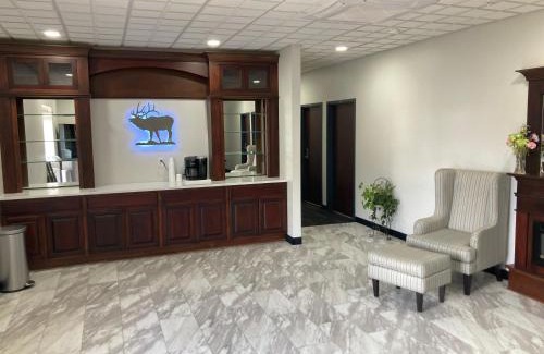 Ridgway Hotel | Elker Inn & Suites