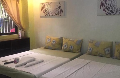 Boracay Island Hostel | Ellen's Resort