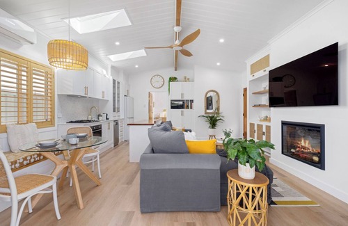 Coffs Harbour Villa | Ellie's Holiday Escape, Pool, Pets, Designer Villa