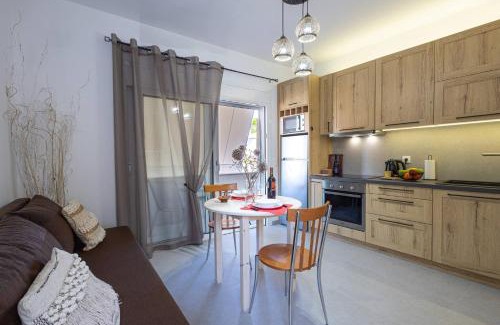 Spilion Apartment | Ellies Secret Nest - 1bd 3pl