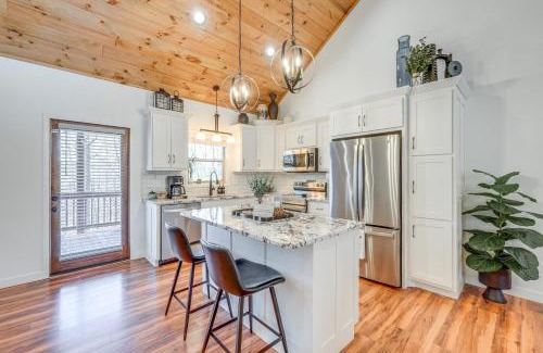 Ellijay House | Ellijay Home 4 Mi to Dtwn Hot Tub and Resort Perks!