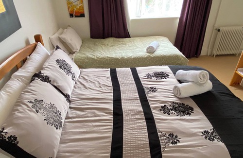 Cooma House | Ellstanmor Guesthouse Cooma