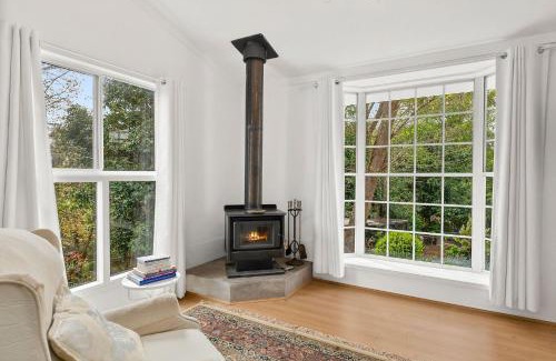 Moss Vale House | Elm Cottage, Moss Vale