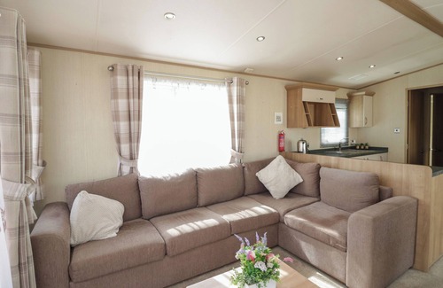 Denny Cottage | Elm