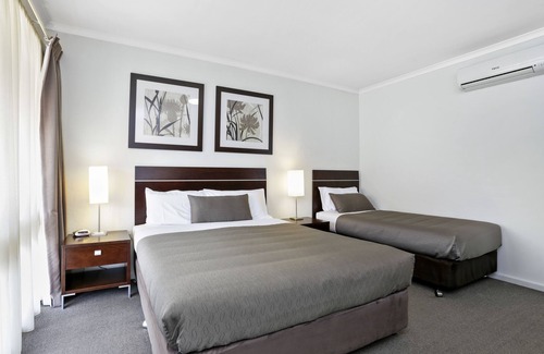 Warrnambool Hotel | Elm Tree Motel