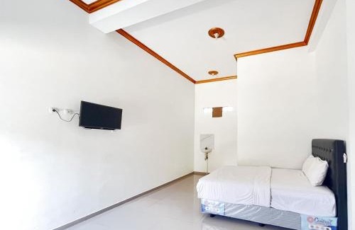 Temon Hotel | Elma Guesthouse YIA KulonProgo Yogyakarta Mitra RedDoorz