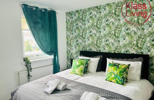 Glasgow House | Elmbank Avenue House by Klass Living Uddingston