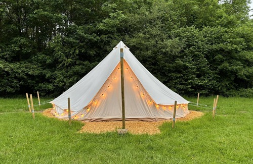 Cutnall Green Apartment | Elmbridge Farm Elm Bell Tent