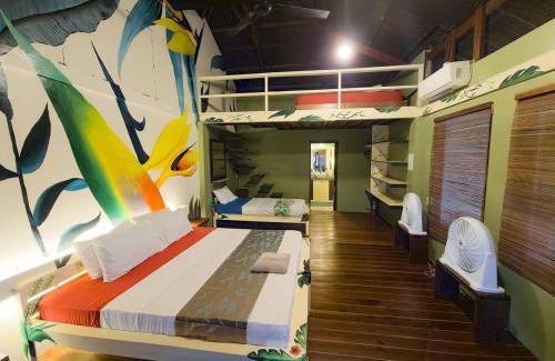 Taytay Villa | Elnido TERRA NOVA BEACH RESORT Sunset Villa