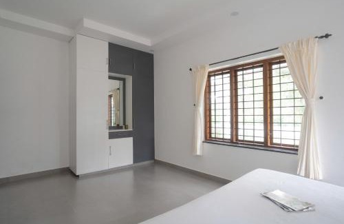 Anakkara Villa | Elora Plantation Villa By Cluster cloud