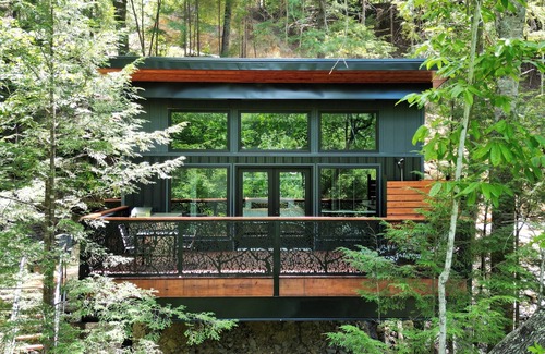 Double Springs Cabin | Elora's Cabin at Sylvan Haus