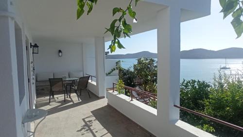 Mavrikiano Apartment | Elounda Horizon