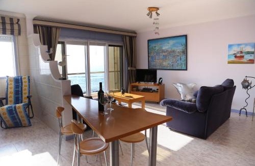 A Ver-o-Mar Apartment | Em Cima Da Areia