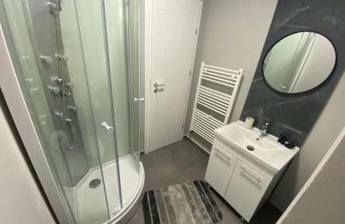 Tirgu Jiu Apartment | EM03- Apartament 2 camere luxury