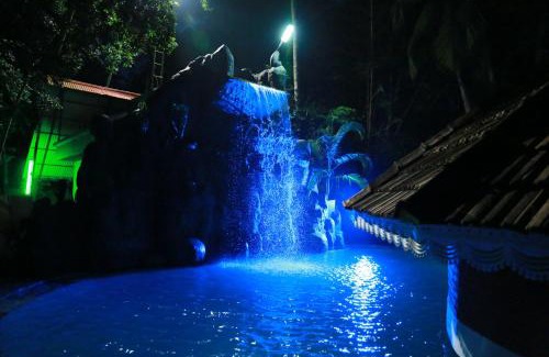 Pulamanthole Resort | Emarald Resort