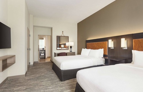Round Rock Hotel | Embassy Suites by Hilton Round Rock