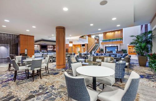 Memorial Hotel | Embassy Suites by Hilton Houston-Energy Corridor