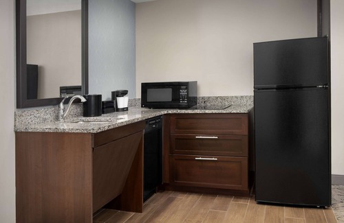 Springfield Hotel | Embassy Suites Springfield