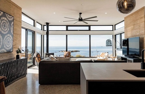 The Gardens House | Embers Bay of Fires - A holiday home like no other