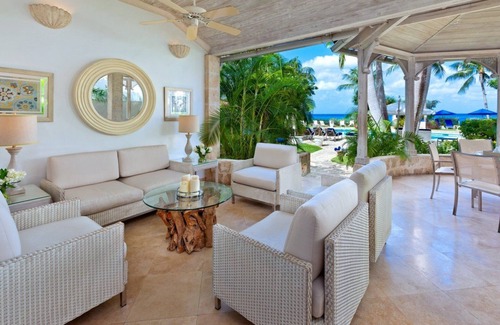 Gibbs Bay Villa | Emerald Beach 3 Ixoria