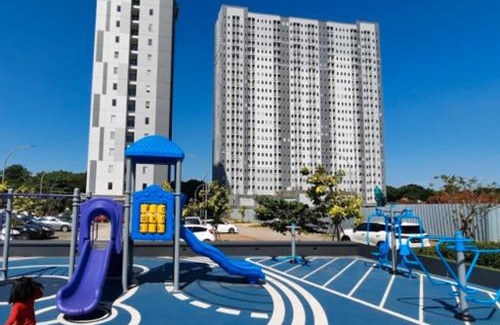 Pondok Aren Apartment | Emerald Bintaro by Kakarama Room