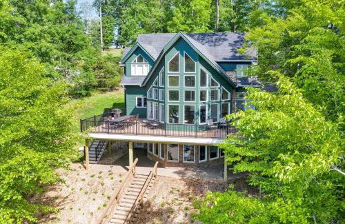 Moneta House | Emerald Cove
