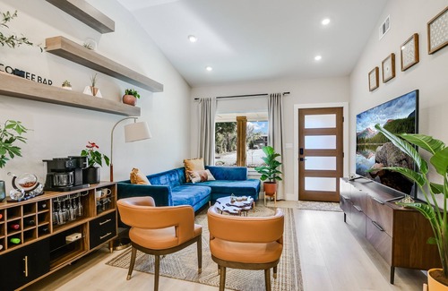 Georgetown House | Emerald Gem - In Downtown Georgetown