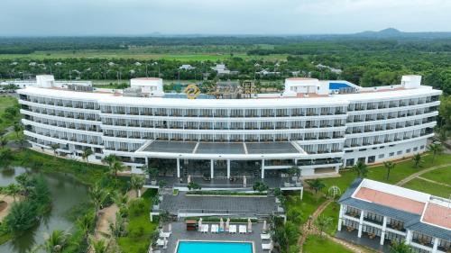Phuoc Thuan Resort | Emerald Ho Tram Resort