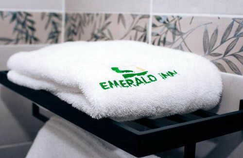 Letlhakane Apartment | Emerald Inn